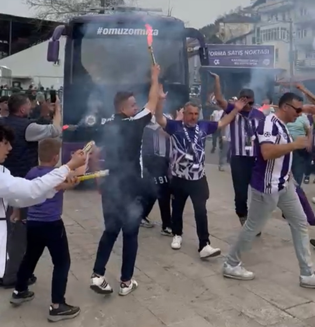 Maç sonu böyle tesislere uğurladılar